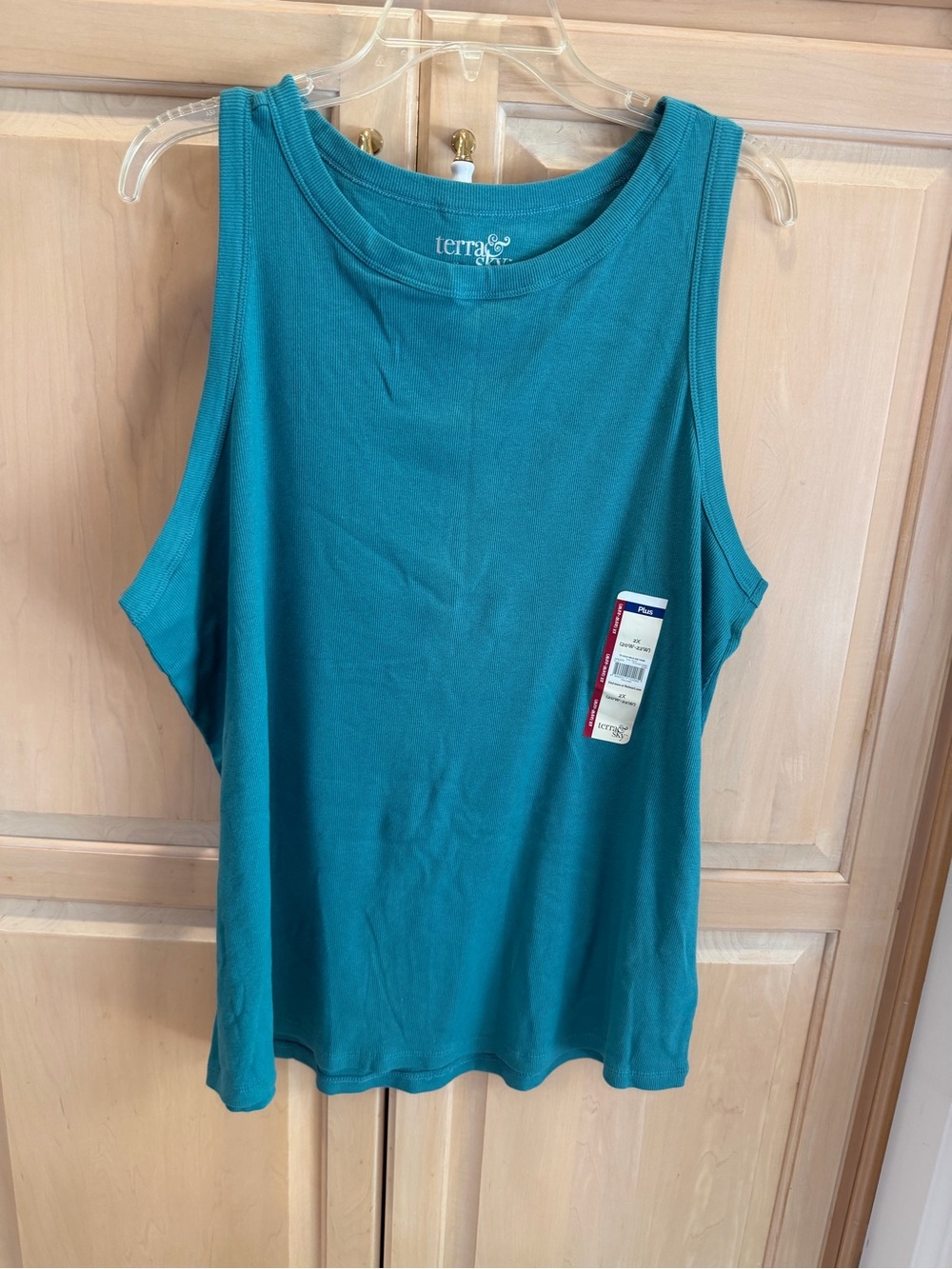 Terra & Sky Teal Sleeveless Crewneck Tank